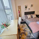 Quarto 1 Casa Compartilhada No L7